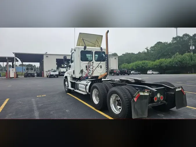 2019 FREIGHTLINER CASCADIA 125