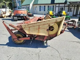 New Holland 477