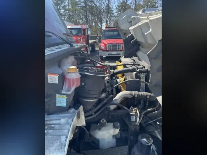 2019 FREIGHTLINER/MERCEDES M2 106