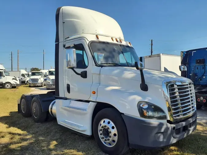 2020 FREIGHTLINER/MERCEDES CASCADIA 1257b13ce2a64aea70a9d5c6a0df7f086f0