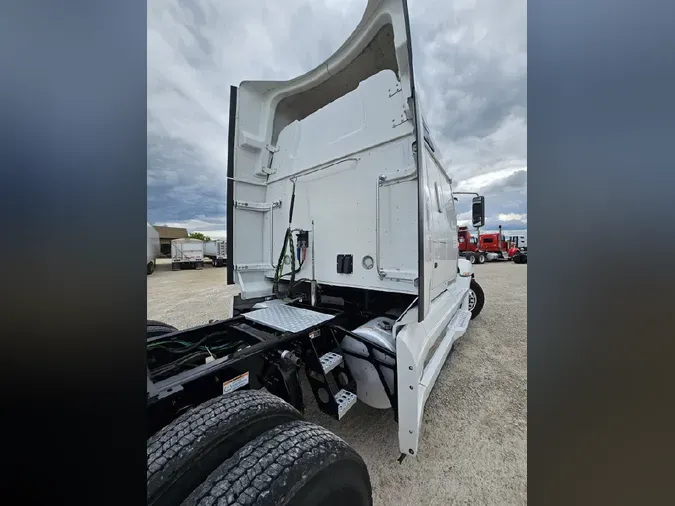 2022 WESTERN STAR 5700XE