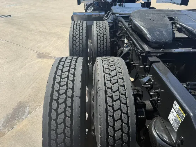2022 Peterbilt 5677b185b85cc1a0147cbc00192a1b61e85