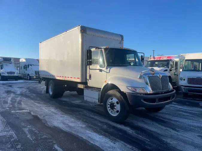2017 NAVISTAR INTERNATIONAL 4300