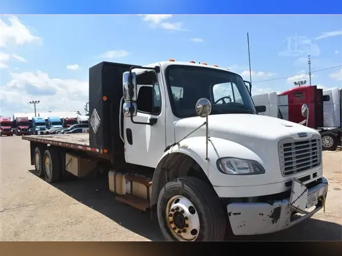 2017 FREIGHTLINER BUSINESS CLASS M2 106