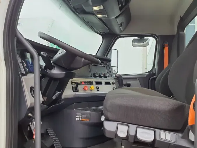 2020 FREIGHTLINER/MERCEDES NEW CASCADIA 116