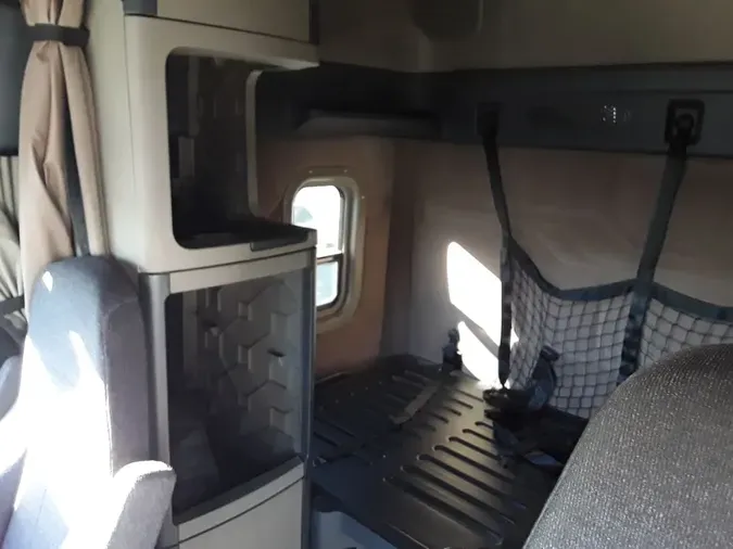 2020 FREIGHTLINER/MERCEDES CASCADIA 1257b2754962515285acf7f60e33c65153d