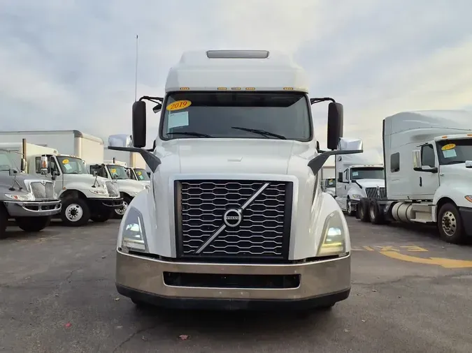 2019 VOLVO VNL64T-7607b298c8313303ee06be5b2e74ffce7c0