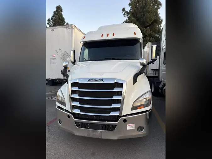 2020 FREIGHTLINER/MERCEDES NEW CASCADIA 1167b2d47035f56941781043aa710333716