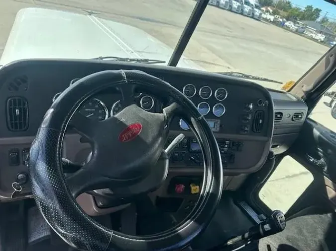 2020 Peterbilt 579