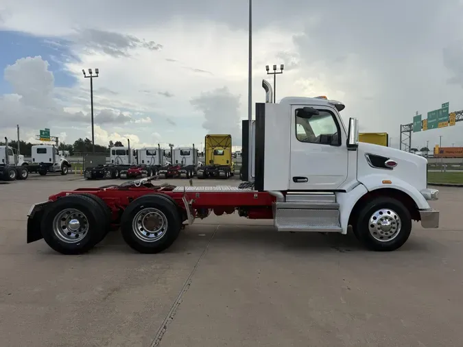 2023 Peterbilt 567