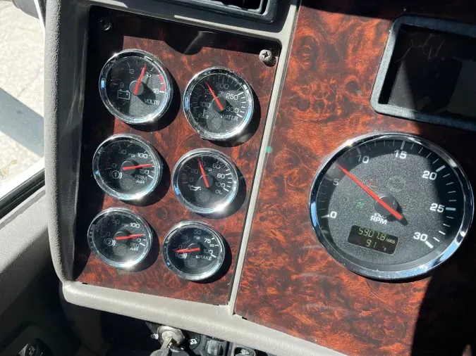 2012 Kenworth T270