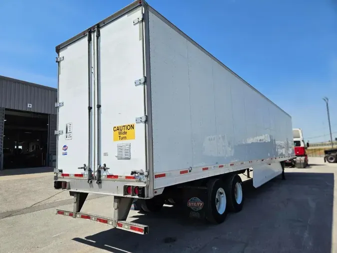2019 UTILITY 4000D-X