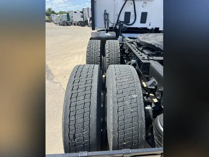 2021 Kenworth T680