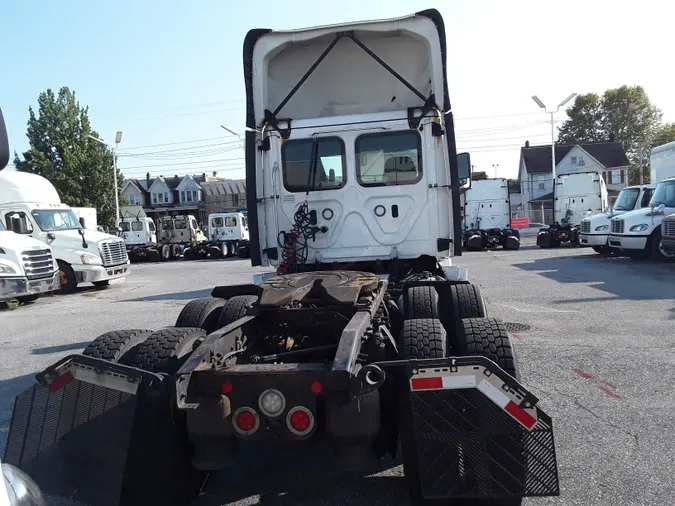 2019 FREIGHTLINER/MERCEDES NEW CASCADIA PX12664