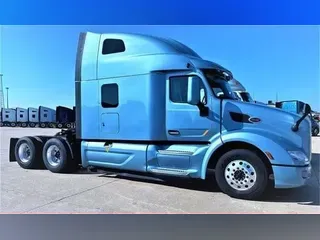 2021 PETERBILT 579