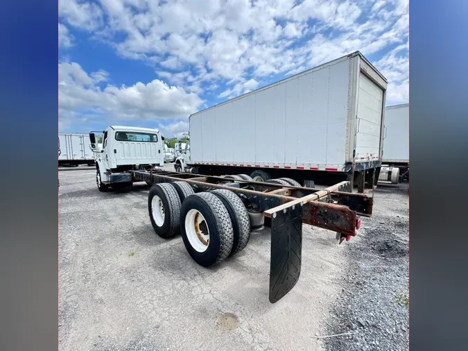 2018 FREIGHTLINER/MERCEDES M2 106