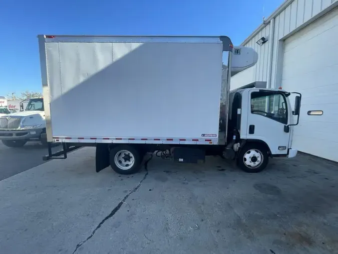 2017 ISUZU NPR7b45b7b865a8a2cc9104eea4bd690e0e