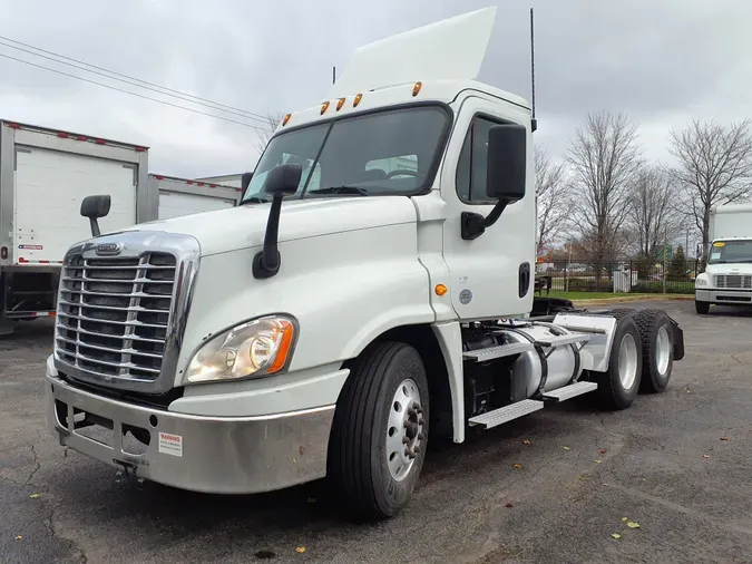 2019 FREIGHTLINER/MERCEDES CASCADIA 1257b468b193a6e9c05b31e5b5e411b1a22