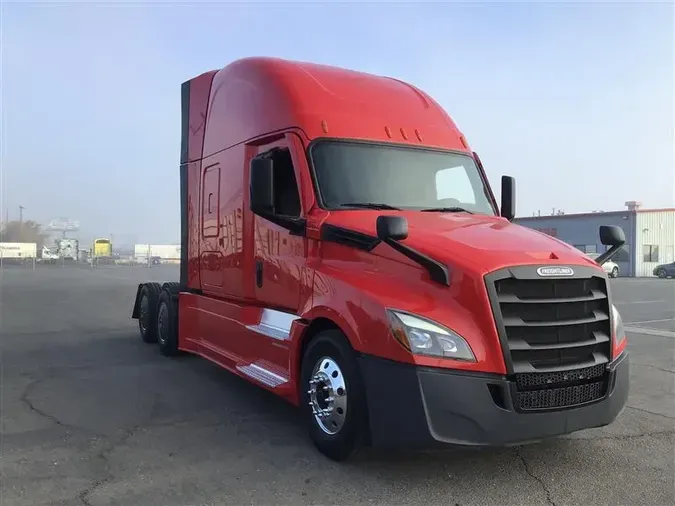 2022 FREIGHTLINER CASCADIA