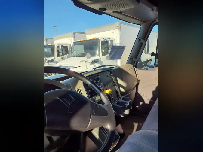 2019 NAVISTAR INTERNATIONAL 4300