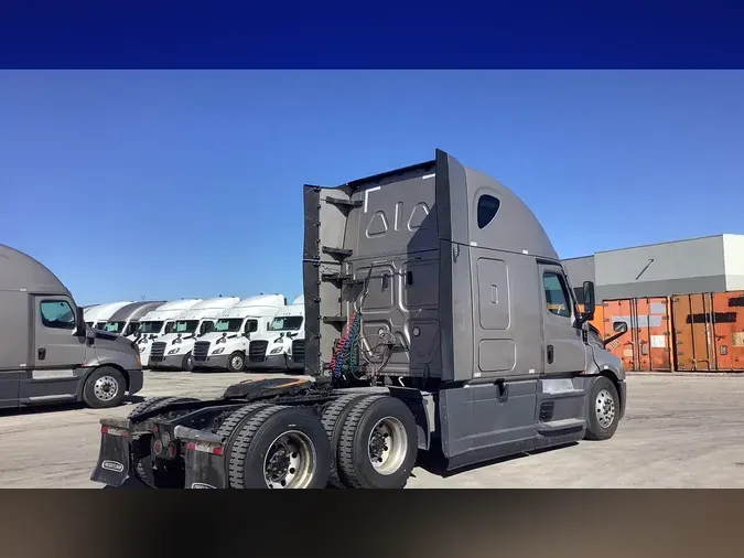 2024 Freightliner Cascadia