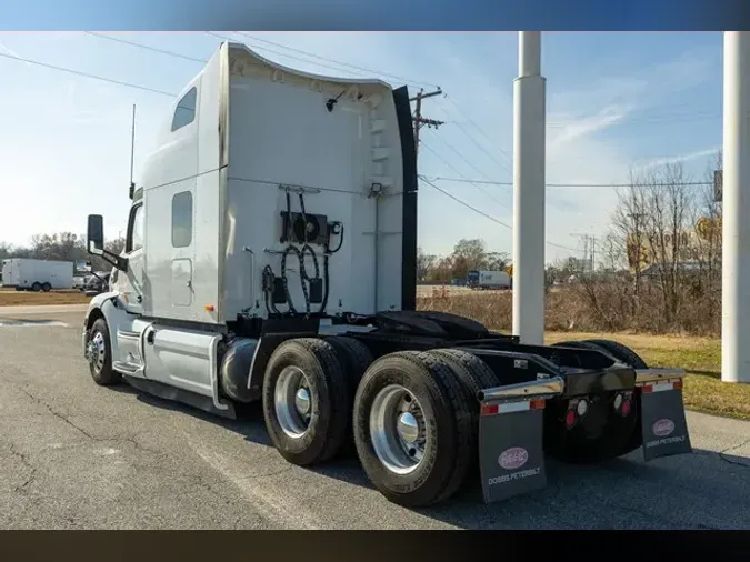 2022 PETERBILT 579