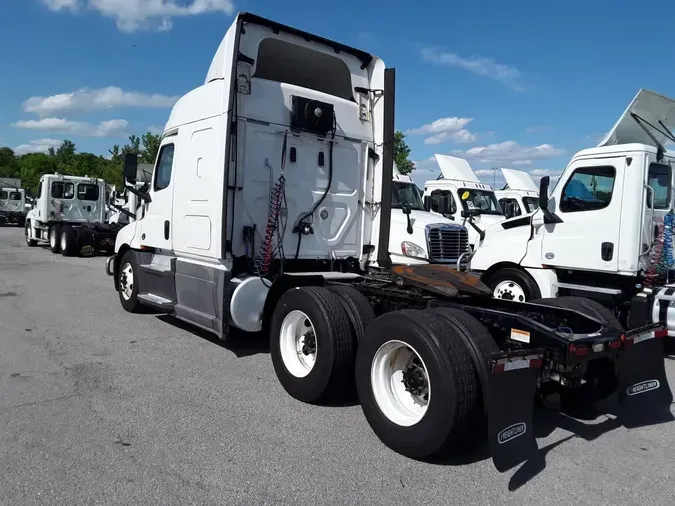 2019 FREIGHTLINER CASCADIA