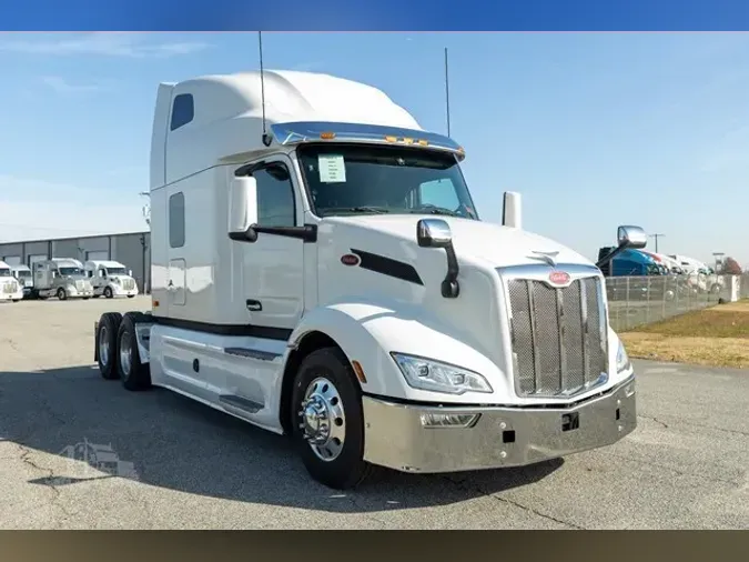 2022 PETERBILT 579