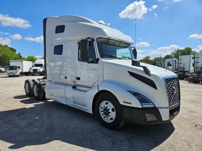 2020 VOLVO VNL64T-7607b545366f83107177e8212b2495910e5