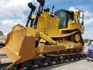 2017 CATERPILLAR D8T