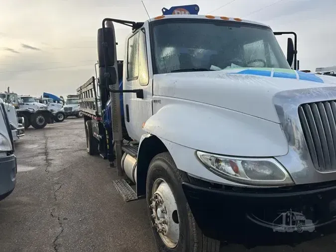 2011 INTERNATIONAL DURASTAR 4300