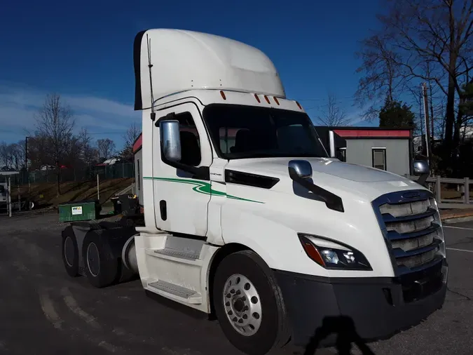 2019 FREIGHTLINER/MERCEDES NEW CASCADIA PX12664