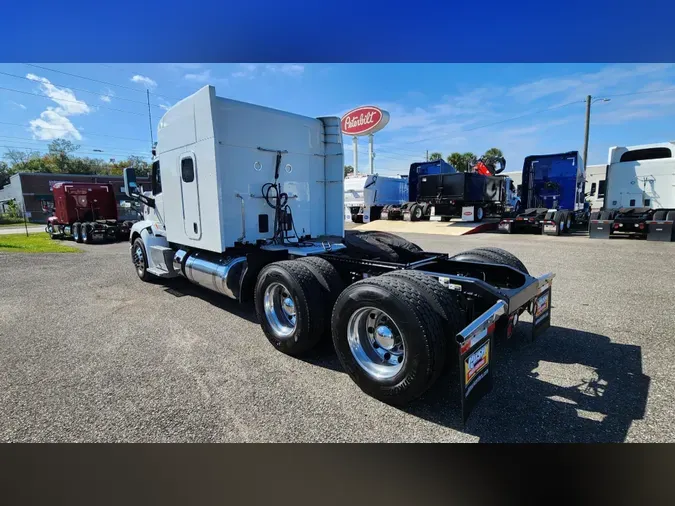 2022 Peterbilt 579