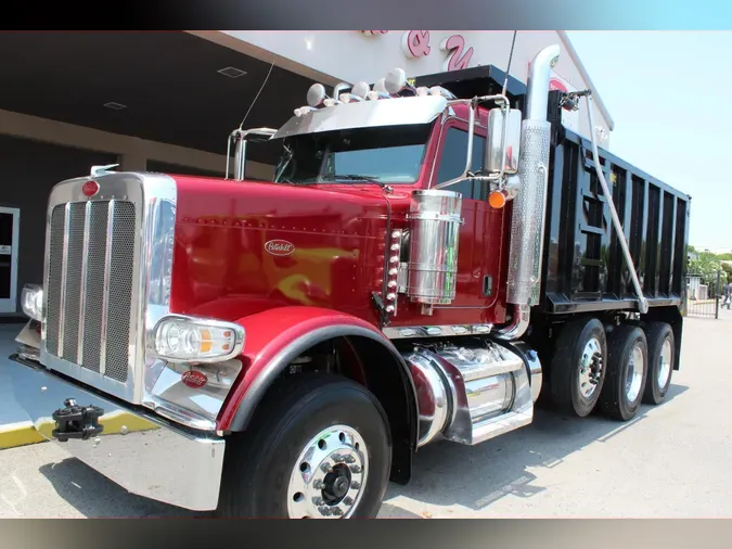 2024 Peterbilt 389