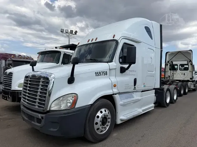 2016 FREIGHTLINER CASCADIA 1257b653acaa9f166c7f33385e11a00f3cc