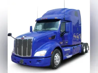 2022 Peterbilt 579