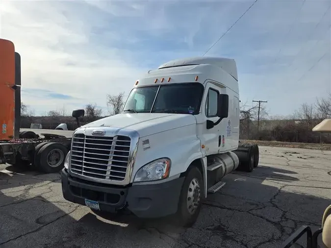 2016 FREIGHTLINER CASCADIA7b6ff3f4e0e93018aa80cf5598795c08