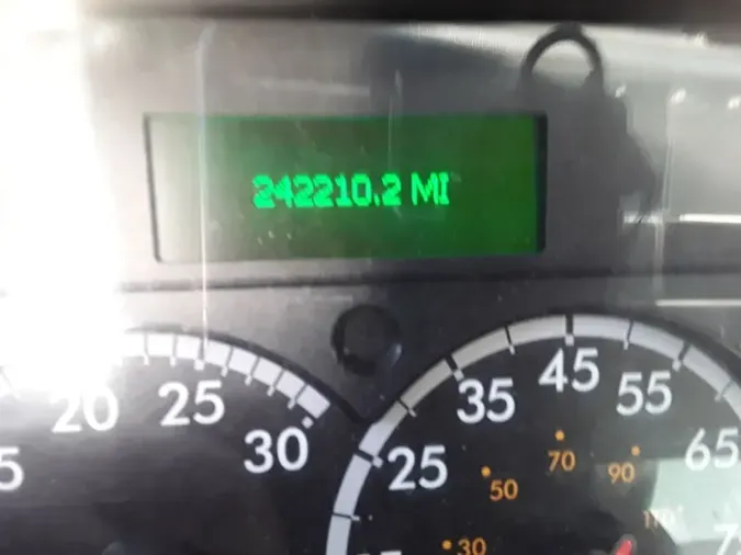 2019 FREIGHTLINER/MERCEDES M2 106