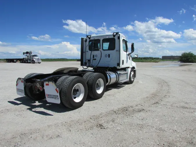 2020 Freightliner Cascadia