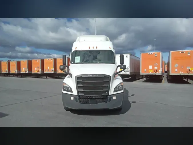 2021 Freightliner Cascadia 1267b75642501fe2bf6cbdd5e9cf8bb1142