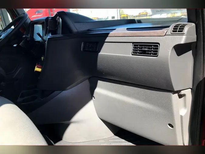 2023 INT LT625 6X4