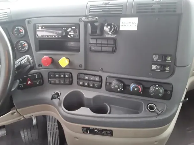 2018 FREIGHTLINER/MERCEDES CASCADIA 125