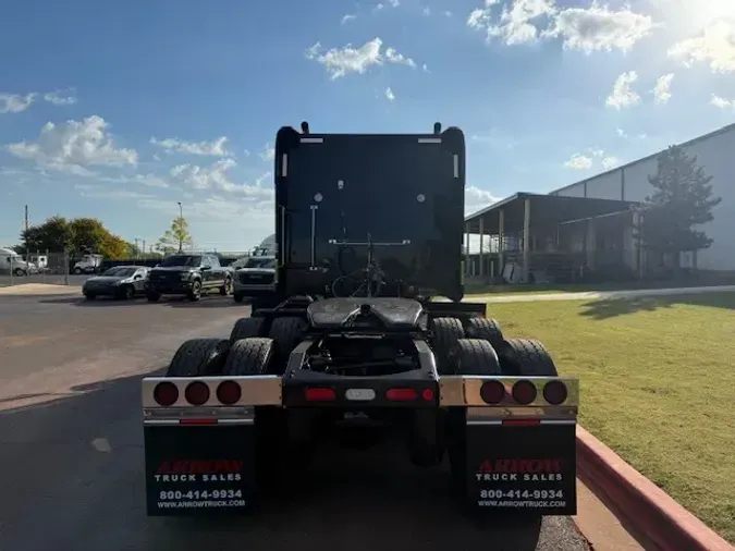 2019 PETERBILT 389