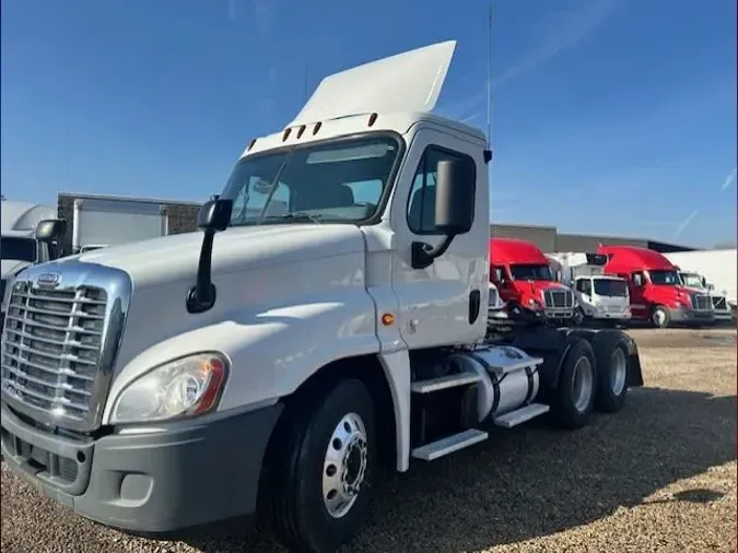 2017 FREIGHTLINER/MERCEDES CASCADIA 1257b7c0112c6ee3d916d66c84f2b04e933