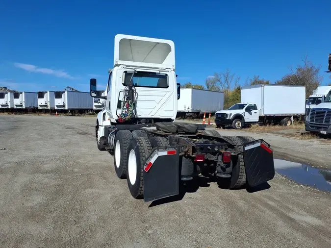 2019 NAVISTAR INTERNATIONAL LT625 DAYCAB T/A
