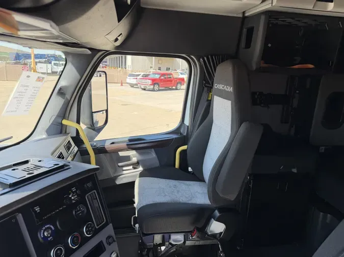 2021 Freightliner Cascadia