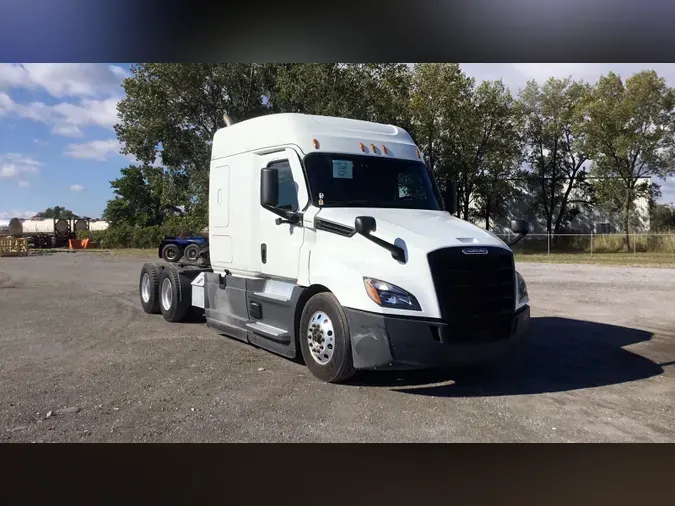 2021 Freightliner Cascadia 1267b84508b809f3fdc21cb180f6b9d107c