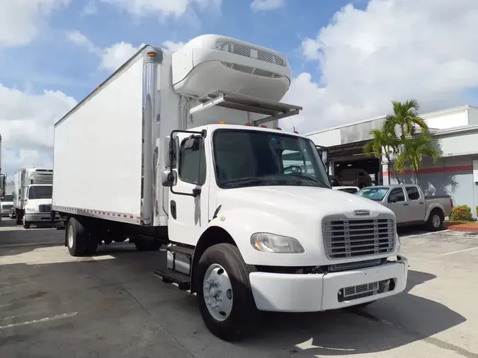2018 FREIGHTLINER M2 106