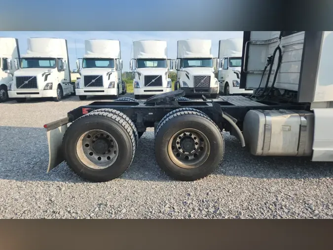 2019 Volvo VNL300