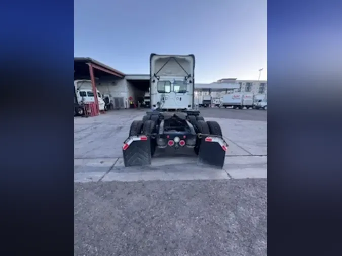 2020 FREIGHTLINER NEW CASCADIA 116
